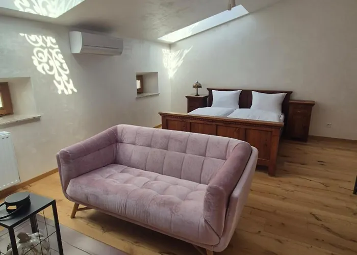 Aparthotel Miodowa 25