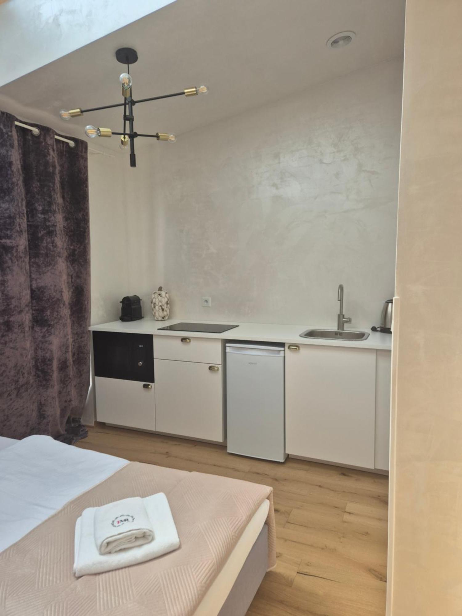 Miodowa 25 Apartment