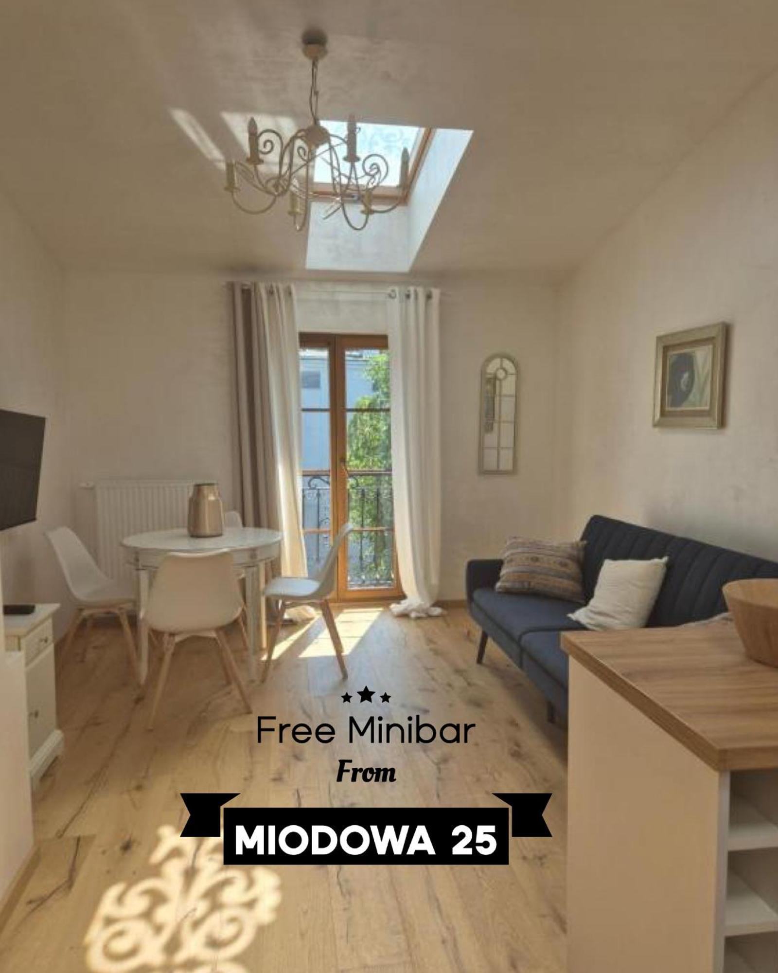 Miodowa 25 Apartment *